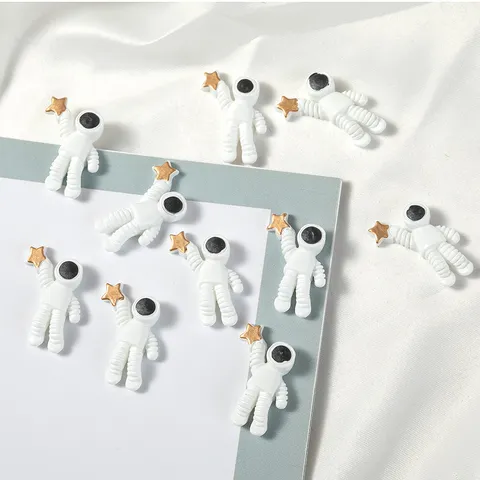 Astronaut Pendants Alloy Resin 3D Charms For Jewelry Making DIY Necklace Earring Accessories Star Holding Outer Space Style