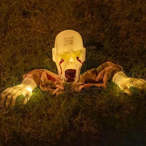 Halloween Gruselige Leuchtende Skelett Erdspieße Kunststoff Stoff Kriechende Zombie Schädel Hände Set Warmes Licht Garten Rasen Dekoration Requisiten