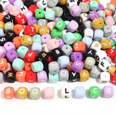 Perles d'Alphabet en Silicone Carrées Perles de Lettres Colorées en Vrac pour la Fabrication de Bracelets Colliers Accessoires de Bijoux