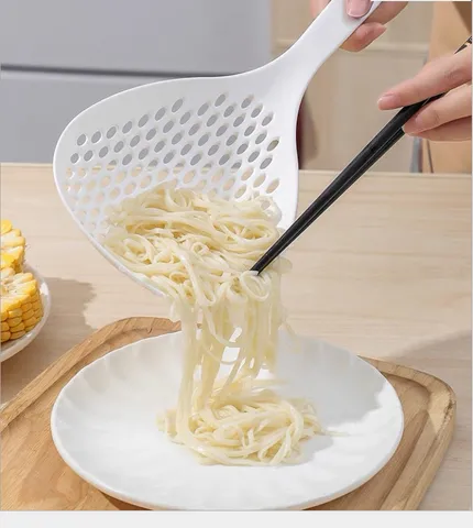 Grande Passoire de Cuisine en Nylon Plastique Tamis Long Manche Anti-Brûlure Cuillère Égouttoir