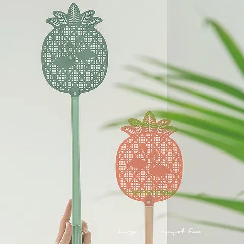 Tapette à Mouches en Plastique Design Ananas Mignon Ménage Long Manche Épaissi Outil de Lutte Contre les Nuisibles Créatif