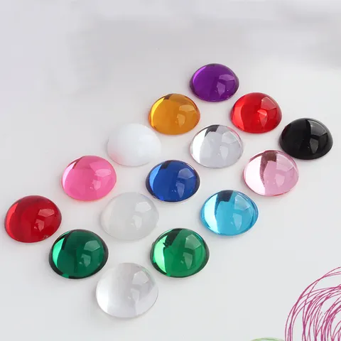 Cabochons en Acrylique de 18mm Demi-Ronds Lisses Patchs de Pierres Précieuses à Dos Plat pour la Fabrication de Bijoux DIY