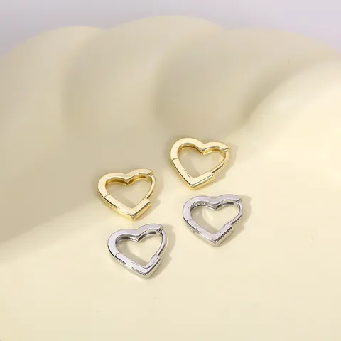 Elegante Koperen Zirconia Oorknoppen Voor Vrouwen Ijs-Crushed Textuur Hart Slang Vorm Goud Zilver Vergulde Koreaanse Mode Oorsieraden