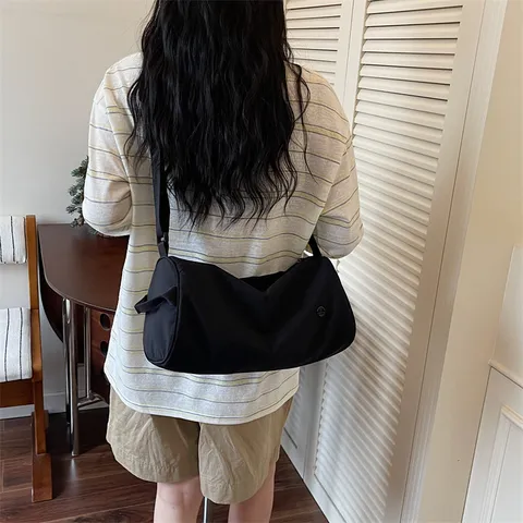 Minimalist Nylon Shoulder Bag Large Capacity Crossbody Bag For Women Solid Color Casual Commuting Barrel Bag Adjustable Single Strap Daily Utility Travel Messenger Bag