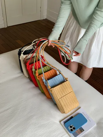 Women Mini Woven Crossbody Phone Bag PU Leather Solid Color Fashion Casual Shoulder Bag Daily Handbag
