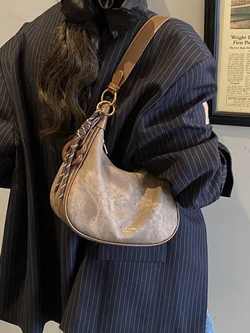 Womens Retro Matte PU Leather Shoulder Bag Casual Dumpling Hobo Bag Underarm Handbag With Pendant Fashion Travel Purse