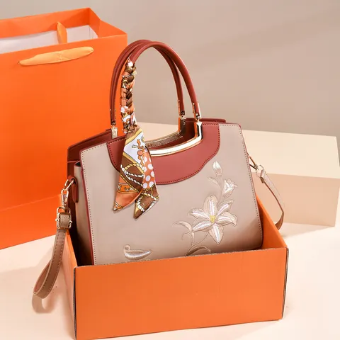 Damen Chinesischer Stil Stickerei PU Leder Handtasche Vintage Blumen Top Handle Satchel Bag Große Kapazität Umhängetasche