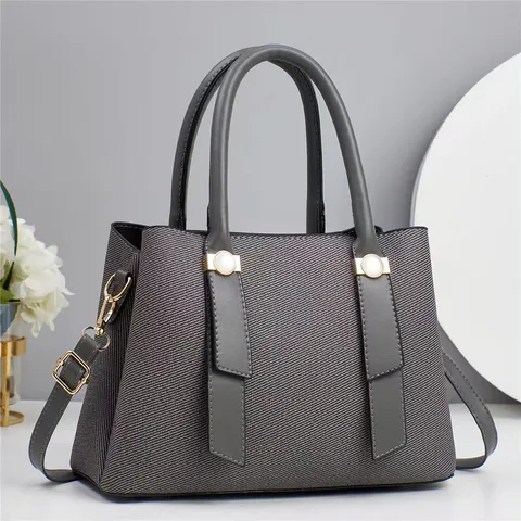 Damen Mode Tote Tasche Große Kapazität Lässige Schulter Umhängetasche PU Leder Gewebt Spleiß Handtasche Tägliches Pendeln