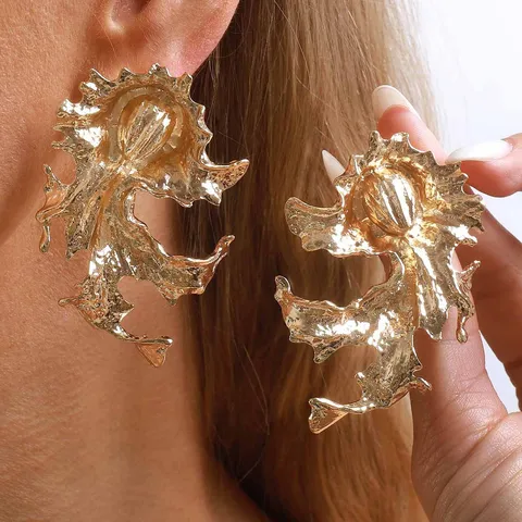 Vintage Irregular Geometric Fluid Metal Stud Earrings Zinc Alloy Steel Post Gold Silver Statement Earrings For Women