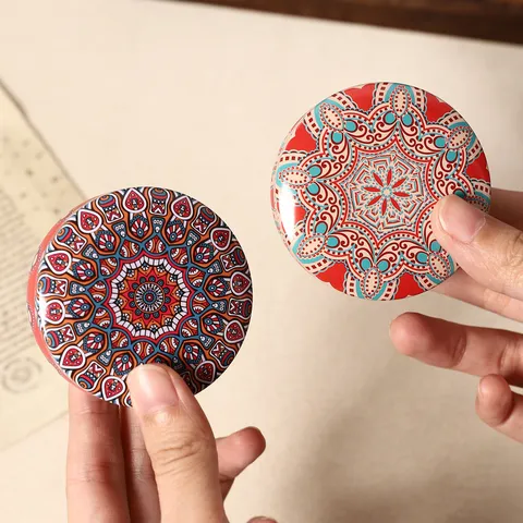 Bocal de Rangement en Fer-blanc Style Ethnique Mandala Boîte à Bougies d'Aromathérapie Thé Bonbonnière Multi-usage Petite Boîte Ronde Déco