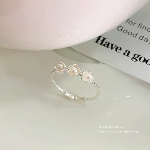 925 Sterlingsilber Süß Drei Künstliche Perlen Blume Ring Für Damen Süß Offener Einstellbarer Ring Blumen Schmuck Finger Accessoire Geschenk