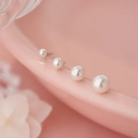 Minimalistisch S999 Sterlingsilber Künstliche Perle Ohrstecker Elegant Rund Französischer Stil Platiniert Ohrschmuck Für Damen