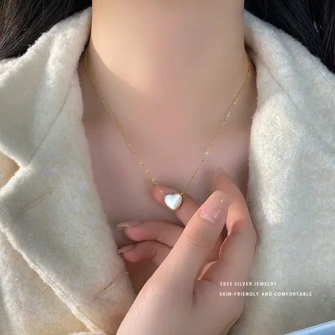 Süße Silber Schmetterling Herz Muschel Anhänger Halskette Funkelnden Strass Galvanisiert O-Kette Choker Geschenk Für Damen Täglichen Schmuck