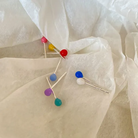 925 Sterlingsilber Mini Regenbogen Emaille Kugel Ohrstecker Süße Bunte Geometrische Bohnen Ohrringe Für Damen Alltagsschmuck