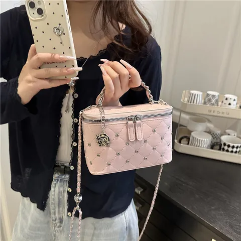 Vrouwen Gewatteerd PU Leer Klinknagel Ketting Crossbody Schoudertas Kleine Vierkante Handtas Mode Casual