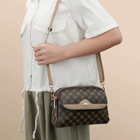 Women Fashion Crossbody Bag PU Leather Old Flower Pattern Large Capacity Retro Small Square Messenger Bag Elegant Travel Lady Handbag