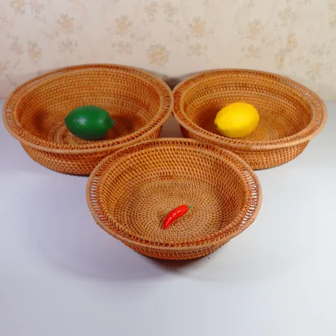 Handwoven Rattan Fruit Basket Round Storage Tray Wicker Food Snack Basket Home Living Room Kitchen Organizer