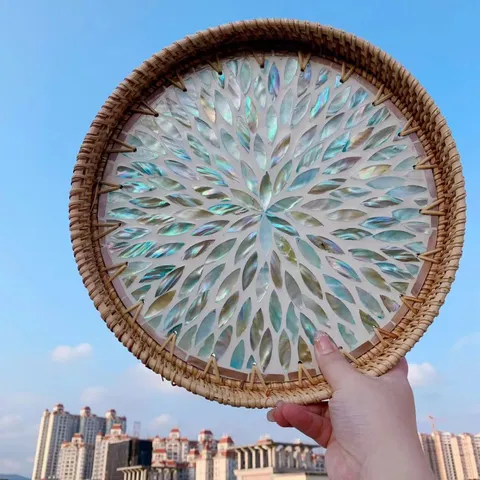 Handmade Rattan Woven Serving Tray With Colorful Shell Mosaic Round Snack Dessert Display Tray For Home Living Room Decor