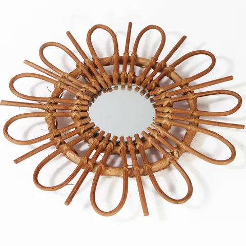 Rattan Woven Hanging Mirror Vintage Sunflower Wall Mounted Vanity Mirror Decorative Wicker Mirror For Home Decor