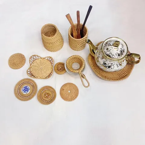 Passoire à Thé, Sous-verre et Porte-stylo en Rotin d'Automne Naturel Fait Main Organisateur de Bureau Zen Accessoires de Thé