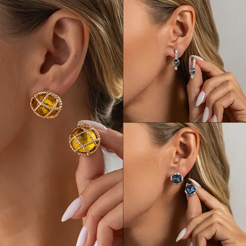 French Vintage Metal Geometric Stud Earrings For Women Elegant Irregular Mesh Hollow Rhinestone Colorful Resin Ball Ear Rings Chic Commute Party Gift Jewelry