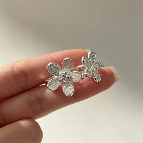 Sweet Copper Flower Open Ring Elegant Rhinestone Bow Knot Heart Adjustable Finger Ring Chic Versatile Holiday Party Hand Jewelry For Women