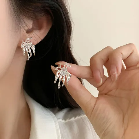 Exquisite Firework Stud Earrings For Women Copper Rhinestone Geometric Earrings Light Luxury Personalized Fashion Jewelry Gift