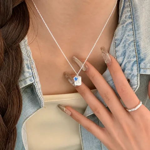 Sweet Blue Heart Pendant Necklace Copper Rhinestone Engraved Square Tag Choker Necklace Fashion Daily Jewelry Gift For Women
