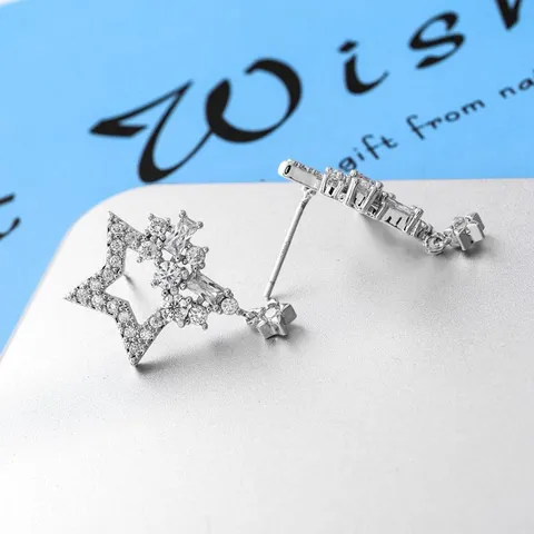 Koreaans Minimalistisch Ster Zirconia Oorknopjes Voor Vrouwen Koper Platina Verguld Asymmetrische Elegante Vijfpuntige Ster Oorbellen Sieraden