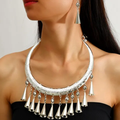 Ethnic Vintage Silver Zinc Alloy Iron Necklace And Earrings Set Miao Silver Style Exaggerated Tassel Collar Necklace For Performance Women Men Jewelry
