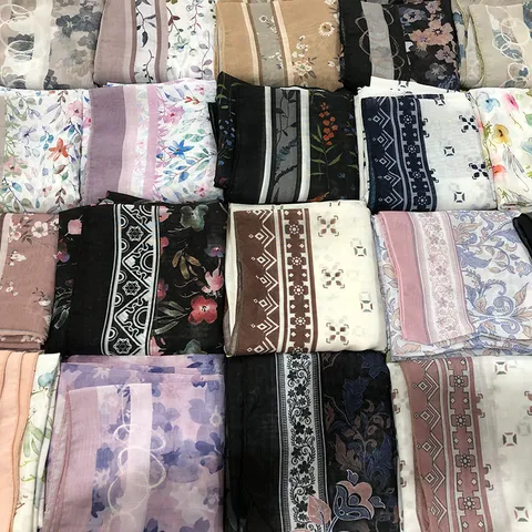 Women Fashion Square Scarf Polyester Printed Hijab Muslim Head Scarf Shawl Sun Protection Beach Wrap Daily Wear