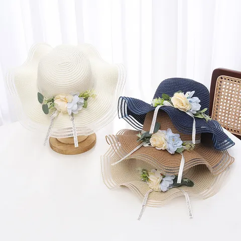 Chapeau de Paille Pliable Pour Femmes Avec Maille Fleurie Chapeau de Soleil Large Bord Vacances Plage Élégant Capeline Solaire