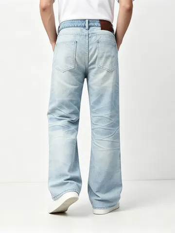Pantaloni Jeans da Uomo Casual Lavaggio Blu Chiaro Gamba Dritta in Cotone Denim con Effetto Baffo Streetwear Stile Quattro Stagioni