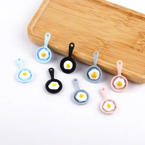 Mini Cartoon Simulazione Wok Uovo Tegamino Resina Ciondoli DIY Fatto a Mano Orecchini Gioielli Accessori Materiale Ingrosso