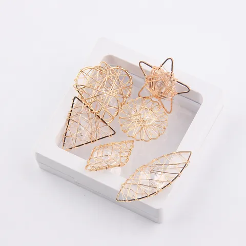 DIY Filo di Rame Avvolto Zircone Geometrico Stella Fiore Diamante Cuore Ciondolo Creazione di Gioielli