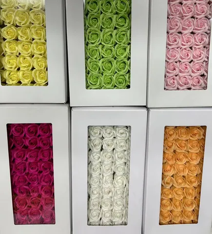 Boîte Cadeau de Têtes de Fleurs de Savon Artificiel Roses Cadeau de Saint-Valentin Fleurs Artificielles Pour Fête de Mariage Décoration Intérieure Vente en Gros