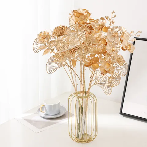 Branche de Fausse Plante de Fleurs de Roses de Ginkgo d'Eucalyptus Artificiel Doré pour la Décoration de Fête de Festival à la Maison