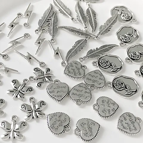 DIY Alloy Pendants Heart Butterfly Bear Rose Leaf Charms Silver Metal Findings For Handmade Necklace Bracelet Making