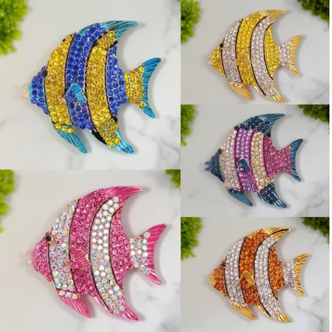 Broche Poisson Tropical En Alliage Strass Mode Élégante Forme Animale Épingle De Cristal Pour Banquet Fête Vêtements Décoration Bijoux Cadeau