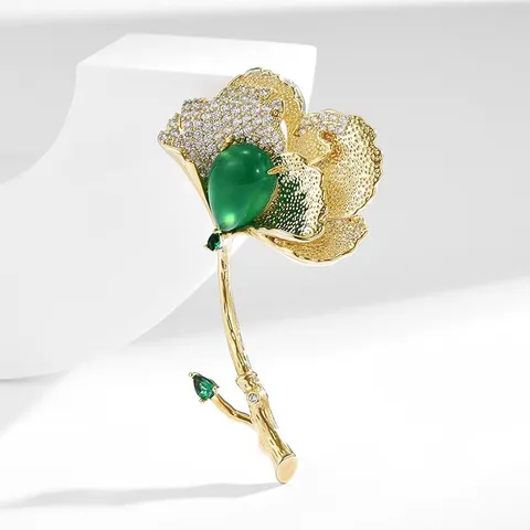 Luxury Chinese Style Ginkgo Leaf Brooch For Women Gold Silver Rhinestone Emerald Faux Gemstone Pin Badge Fashion Suit Coat Accessories Jewelry Gift