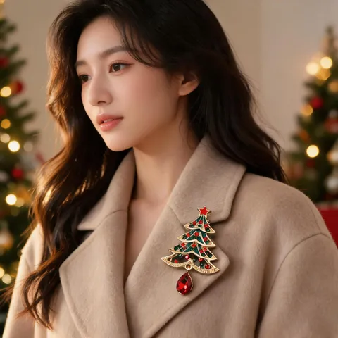 Christmas Tree Brooch Pin Cute Alloy Rhinestone Festive Breastpin Metal Badge Holiday Jewelry Decor Gift For Party Family Unisex