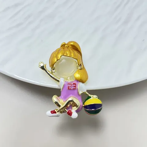 Cute Cartoon Basketball Girl Alloy Enamel Brooch Pin For Suit Sweater Anti-Exposure Gold Purple Badge Jewelry Ornament Gift Women Men