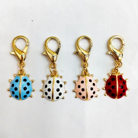 Porte-clés Mauvais Œil Main de Fatma Bijou de Sac Cœur Strass Alliage Émail Coccinelle Champignon Pendentif Bijoux Amulette Chance