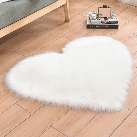 Tapis en Fausse Laine en Forme de Cœur Tapis Doux et Moelleux Tapis de Chevet de Chambre Tapis de Salon Décoration Intérieure