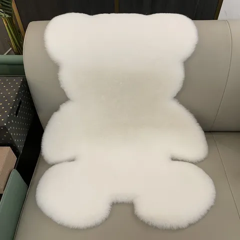 Schattig Berenvormig Pluche Tapijt Imitatie Konijnenbont Zachte Vloermat Voor Slaapkamer Kinderkamer Bedside Decoratief Tapijt