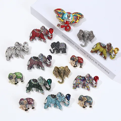 Fashion Alloy Rhinestone Elephant Brooch Pin For Men Women Animal Pattern Inlaid Crystal Corsage Jewelry Accessory Gift