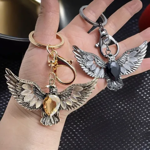 Vintage Adler Flügel Ausbreiten Schlüsselanhänger Legierung Katzenaugenstein Strass Inlaid Auto Schlüsselring Für Damen Herren Kreatives Geschenk