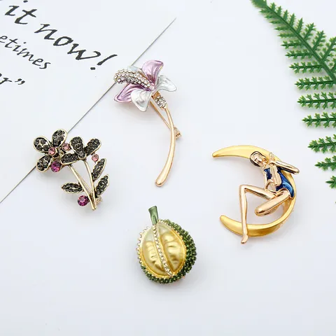 Vintage Alloy Enamel Animal Brooch For Women Luxury Rhinestone Artificial Pearl Pin Cute Bird Owl Ballet Girl Costume Dress Decoration Jewelry Gift
