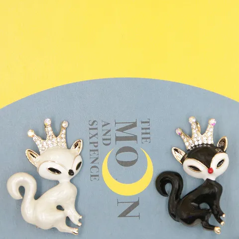 Alloy Rhinestone Crown Cat Brooch Enamel Animal Badge Pins Decorative Clothing Accessories For Sweater School Uniform Unisex Jewelry