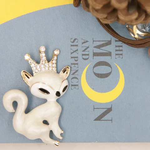 Alloy Rhinestone Crown Cat Brooch Enamel Animal Badge Pins Decorative Clothing Accessories For Sweater School Uniform Unisex Jewelry